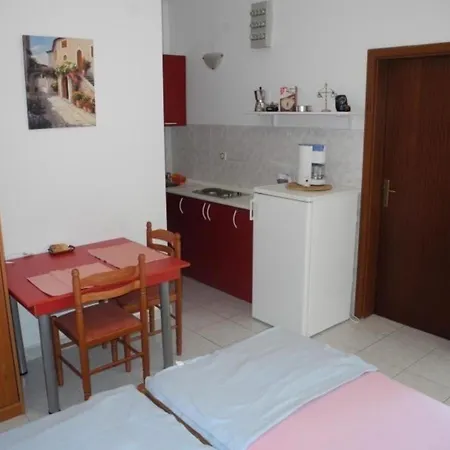 Studio Fur 2 Personen Ca 20 Qm In Crikvenica, Kvarner Bucht Und Umgebung Apartman